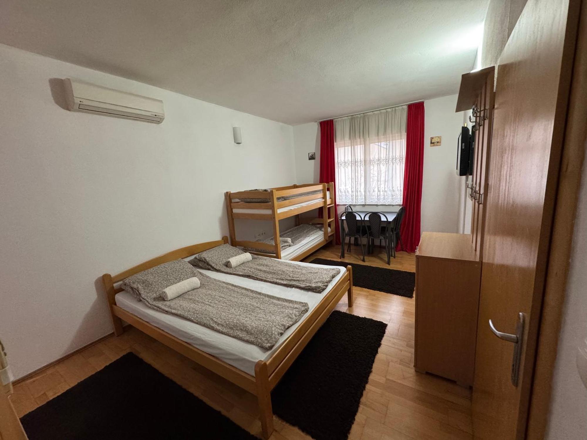 Villa Anja Apartments Мостар Екстер'єр фото
