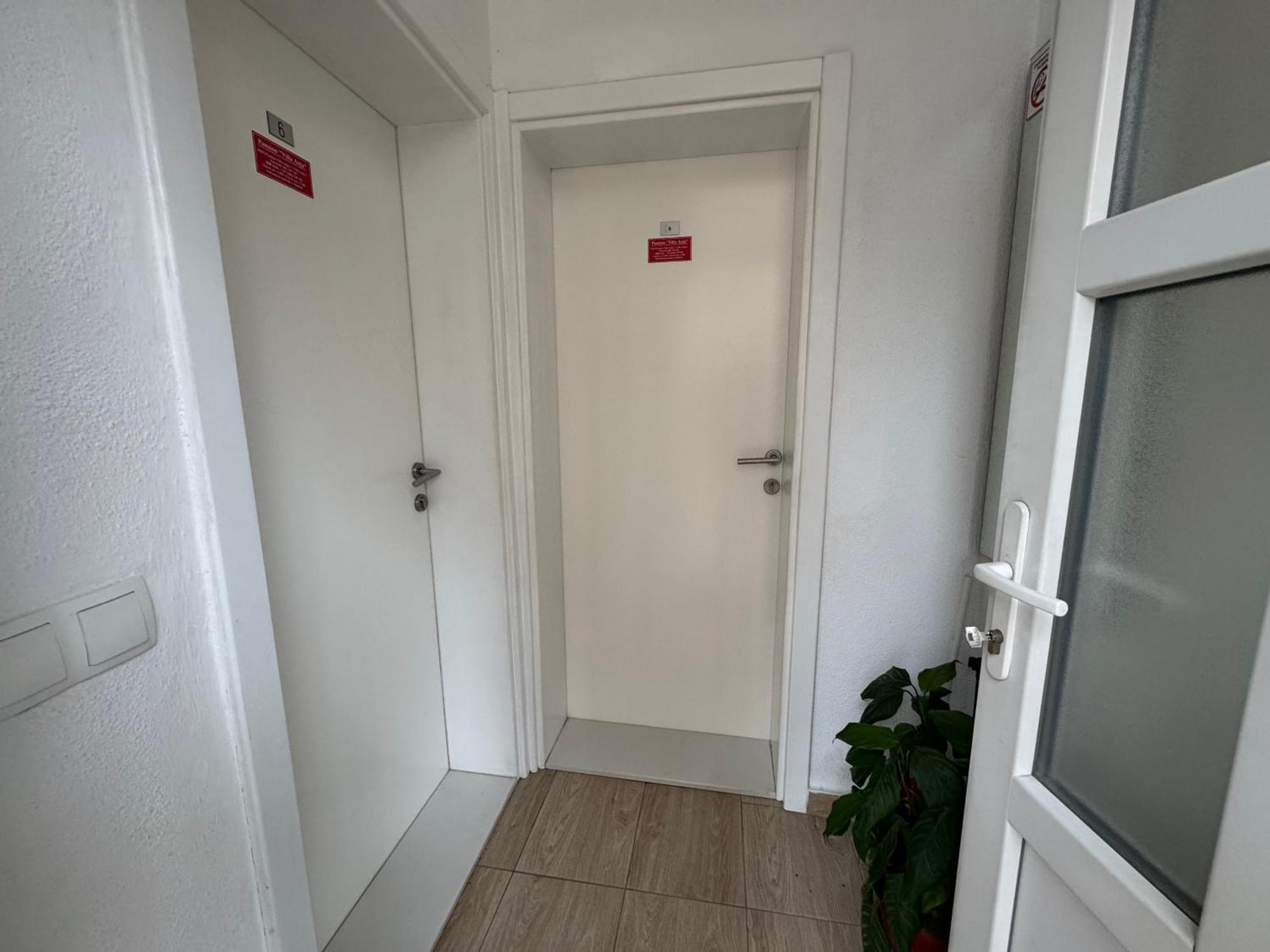 Villa Anja Apartments Мостар Екстер'єр фото