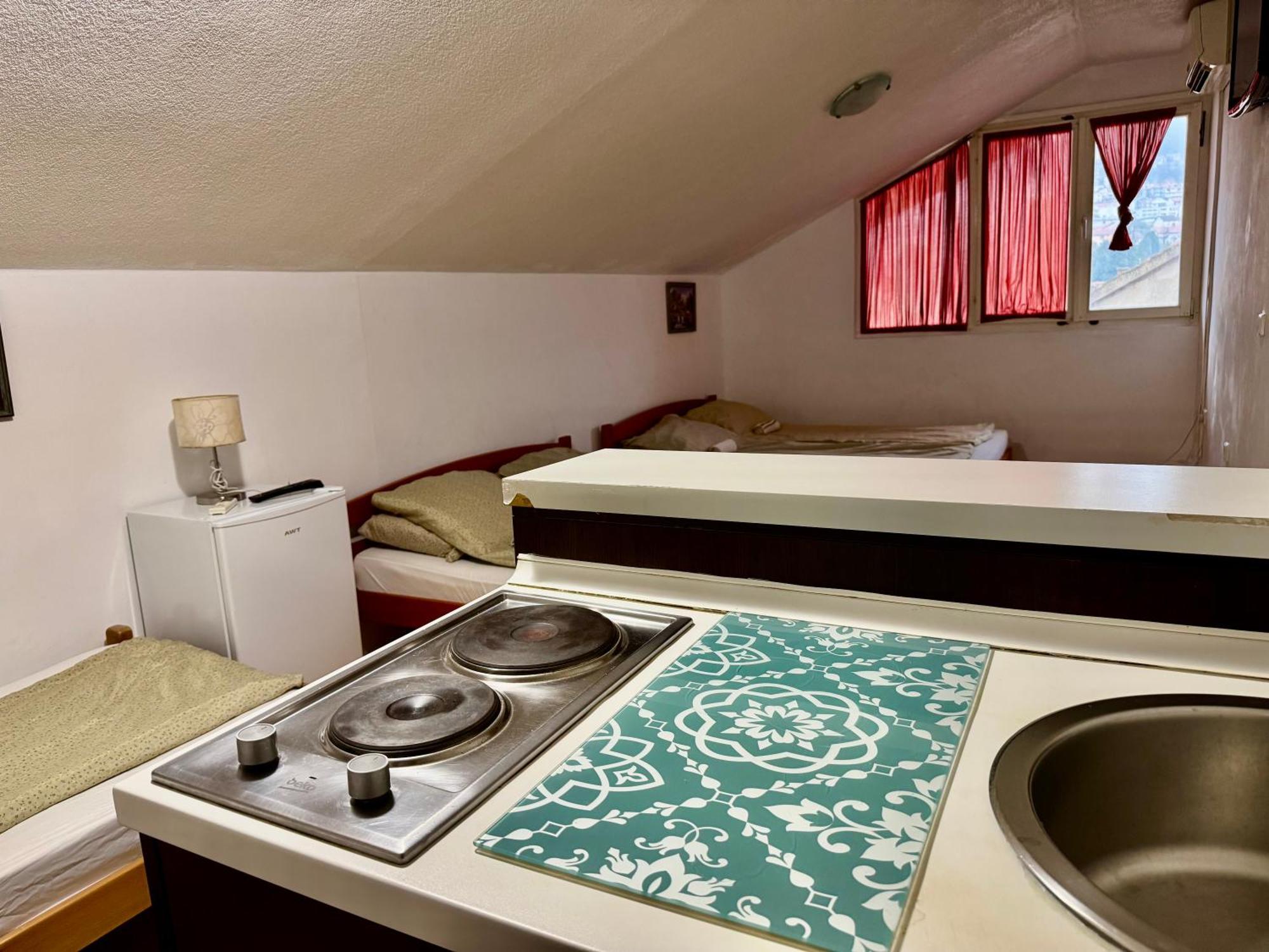 Villa Anja Apartments Мостар Екстер'єр фото