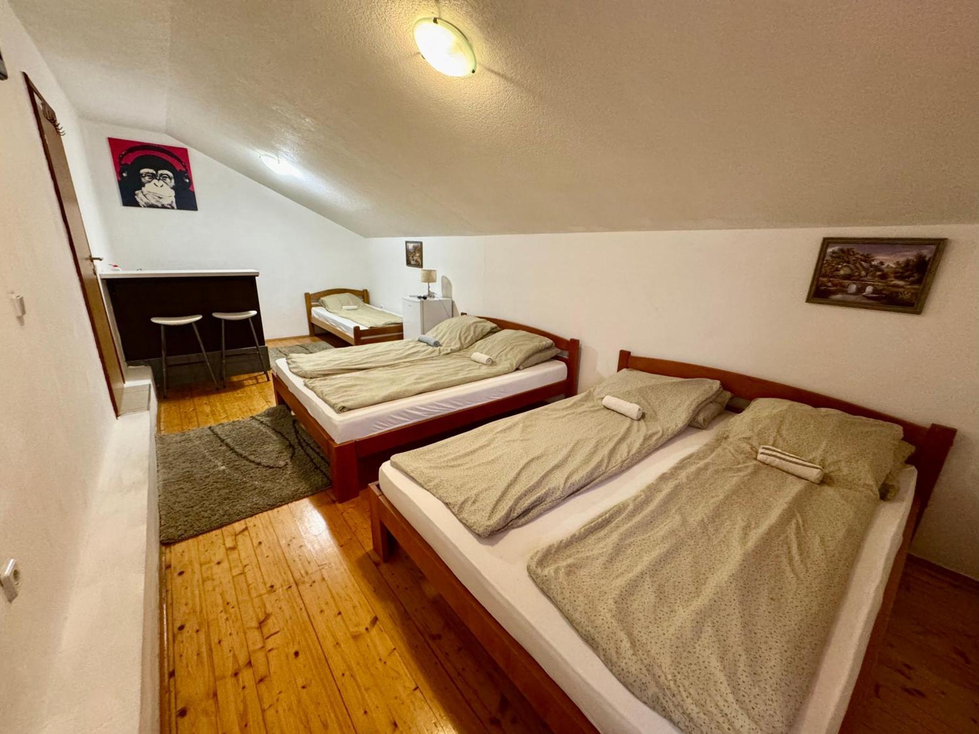 Villa Anja Apartments Мостар Екстер'єр фото