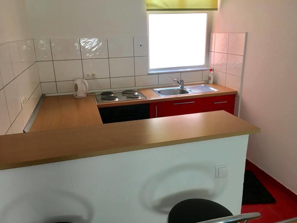 Villa Anja Apartments Мостар Екстер'єр фото
